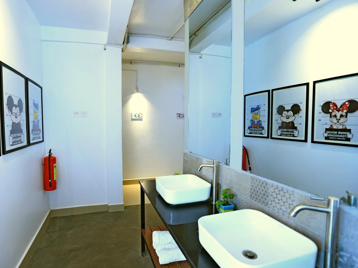 Oops Hostel Siem Reap Exterior foto